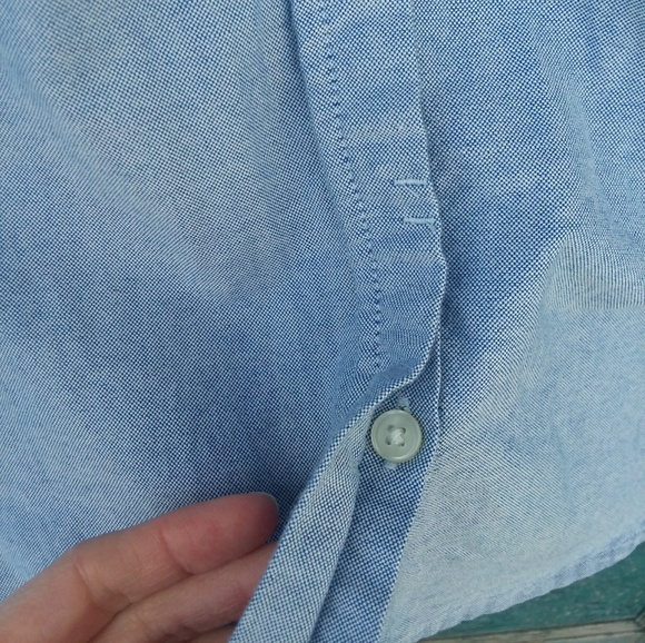 [AE] Button Down - Picture 5 of 6